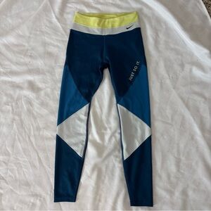 NIKE SMALL BLUE YELLOW GRAY COLOR BLOCK HIDDEN BACK POCKET DRI FIT LEGGINGS